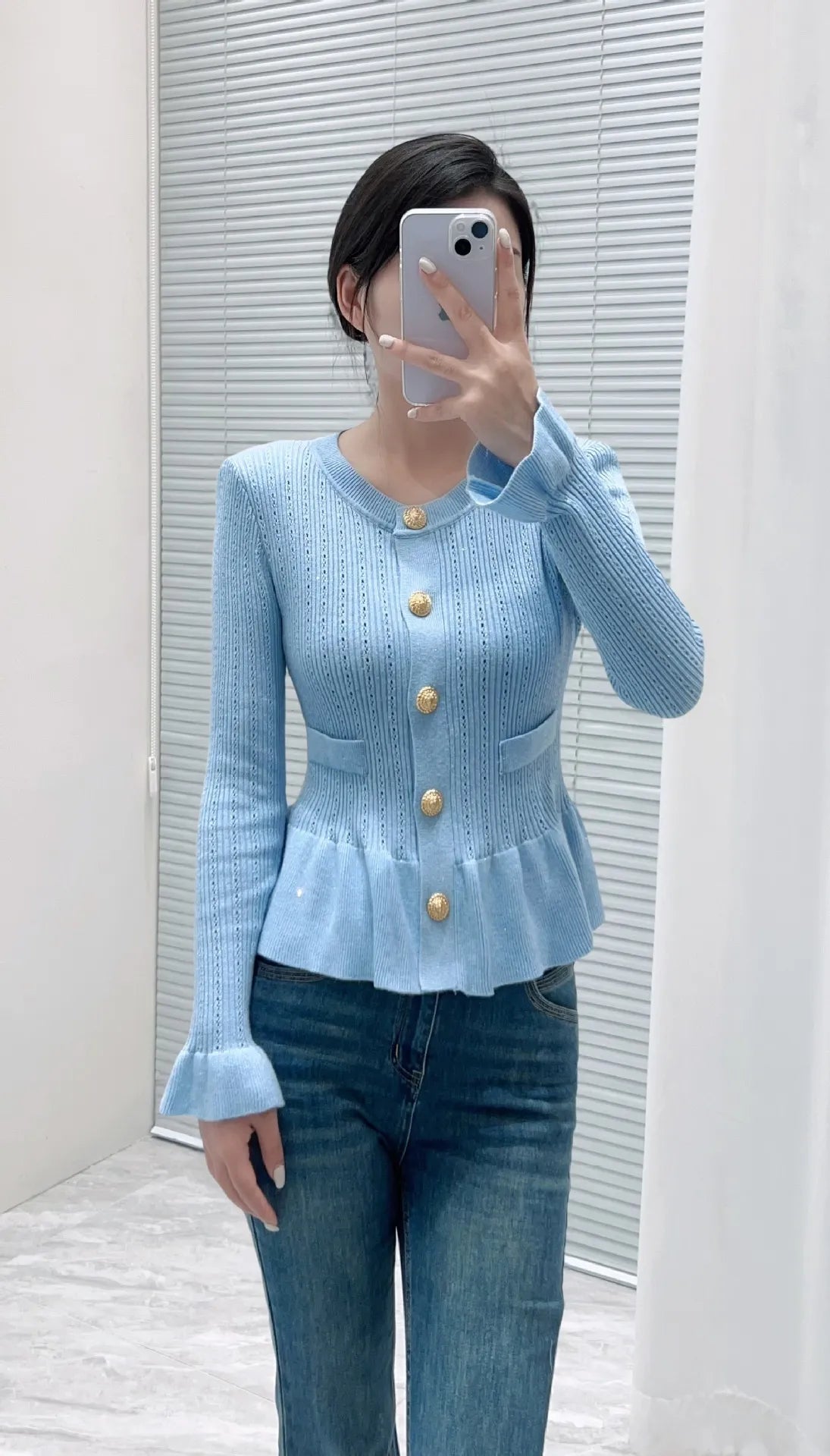 807 2025 Runway Spring Summer Brand Same Style Sweater Long Sleeve Crew Neck Black White Cardigan Fashion Womens Clothes High Quality Womens Yl